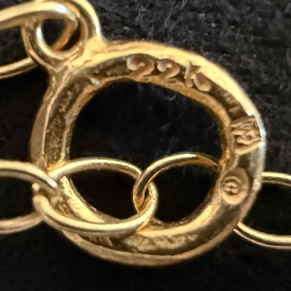 Designer CATHY WATERMAN 22K Yellow Gold Diamond LOVE Pendant LACY Chain Necklace - Picture 9 of 16